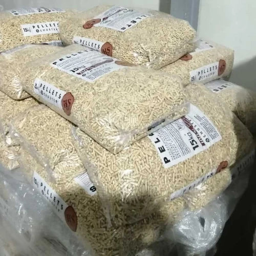 Pellets Schuster ENplus A1 – 72 sacos de 15 kg, fabricados con madera de abeto.